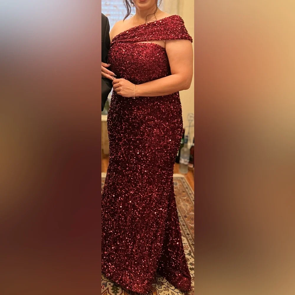 Prom one shoulder Cinderella Divine dress - Picture 1 of 3